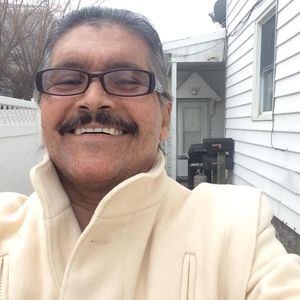 Meet your Posher, Carlos